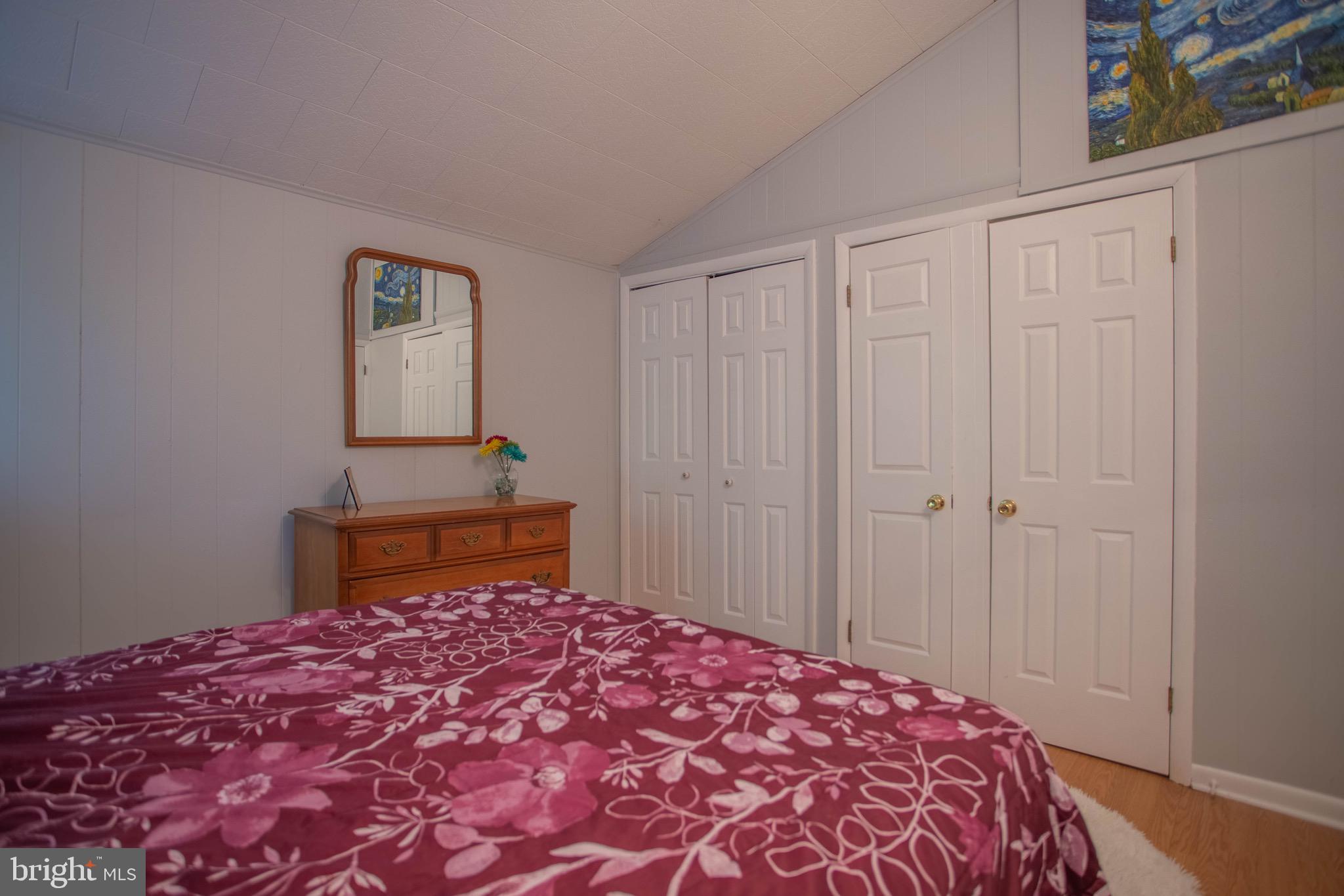 THE WOODS - Residential