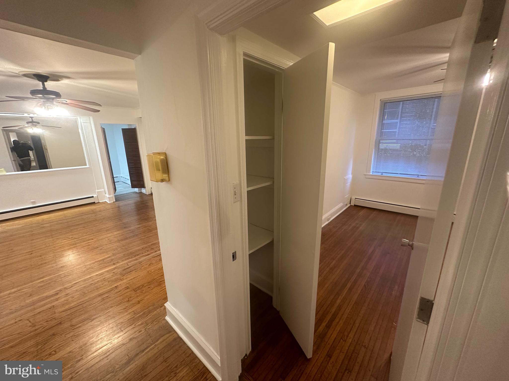 SQUIRREL HILL - Residential Lease