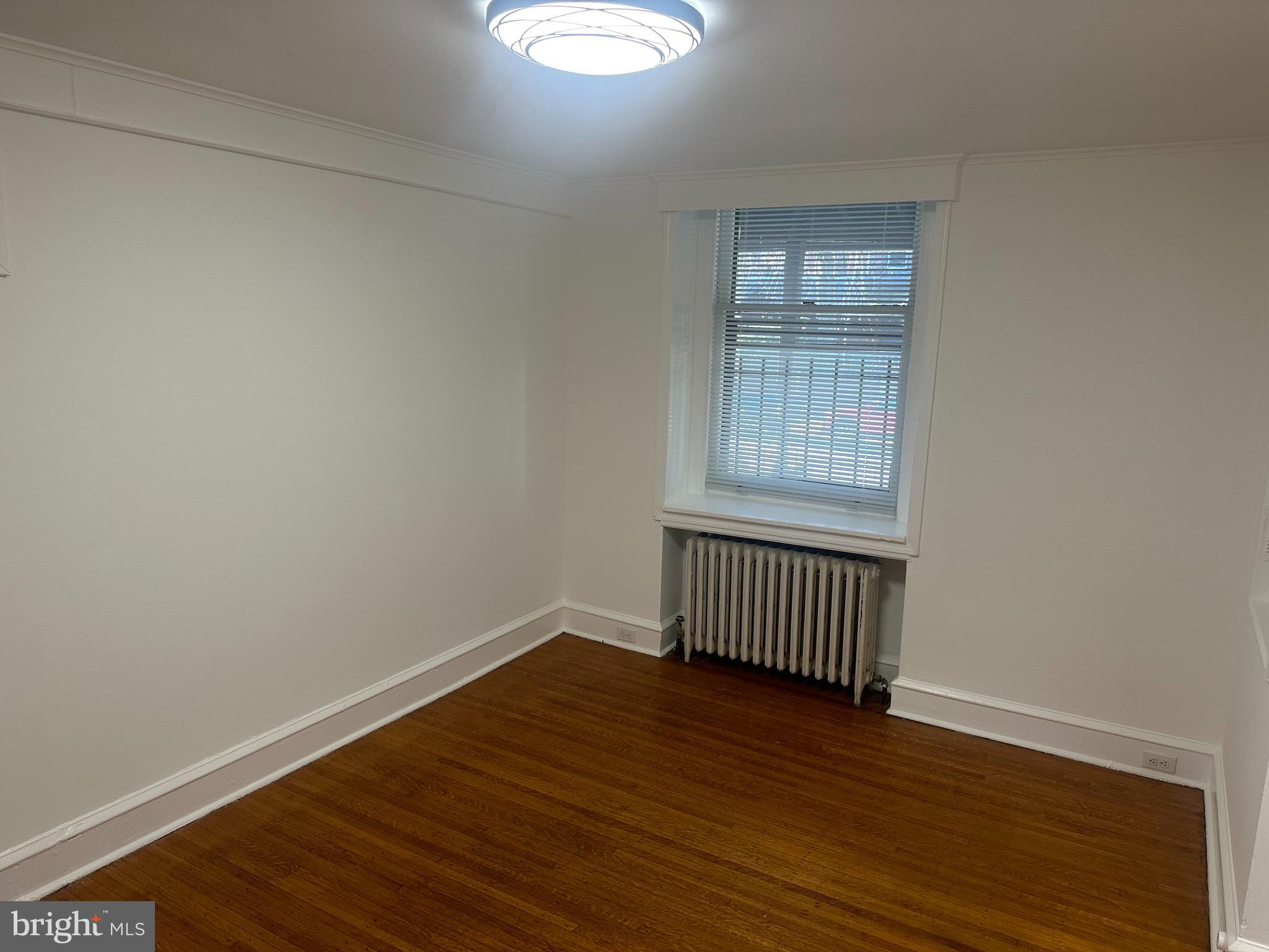 SQUIRREL HILL - Residential Lease