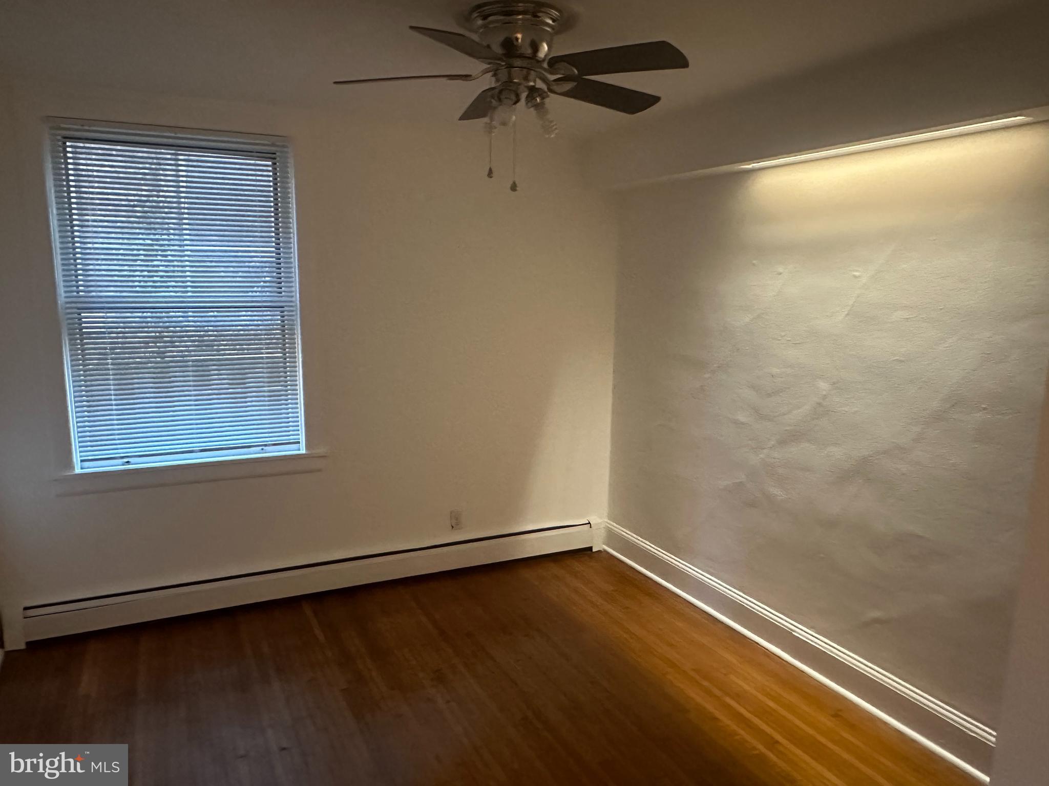 SQUIRREL HILL - Residential Lease