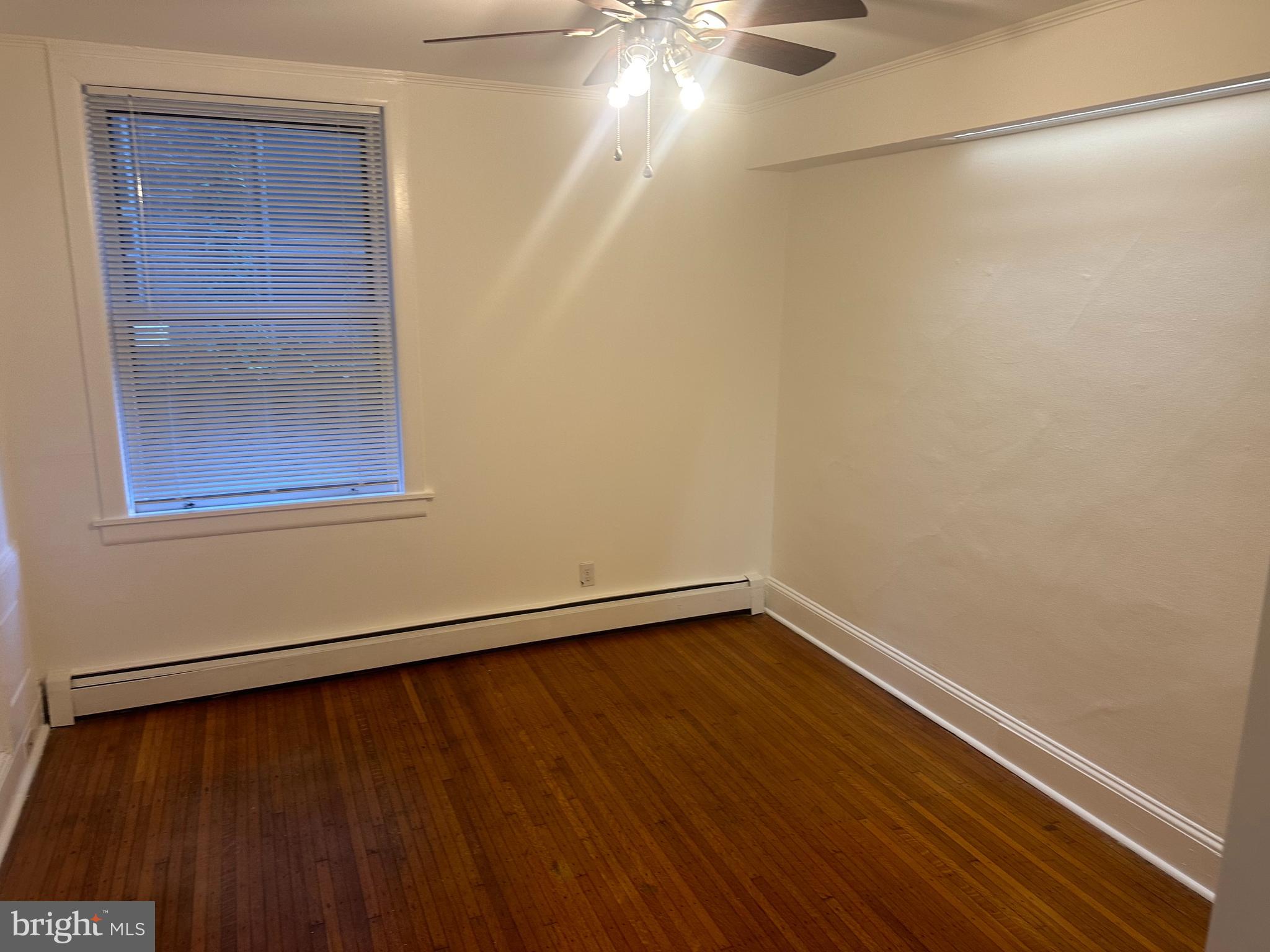 SQUIRREL HILL - Residential Lease