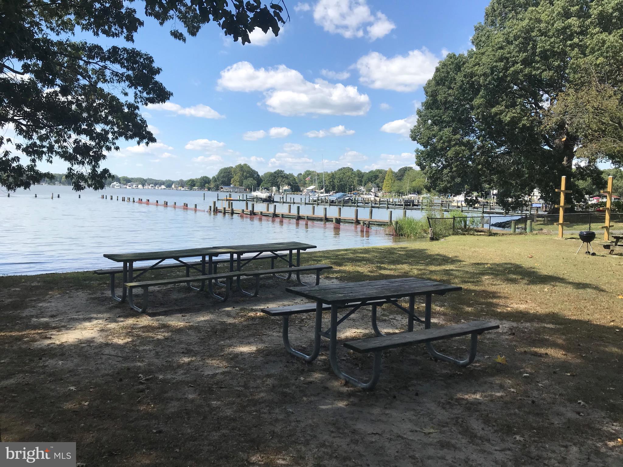 AVALON SHORES - Residential Lease