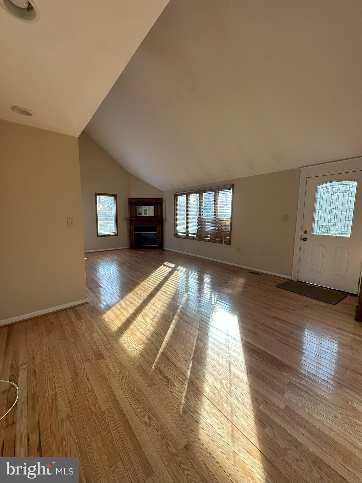 AVALON SHORES - Residential Lease