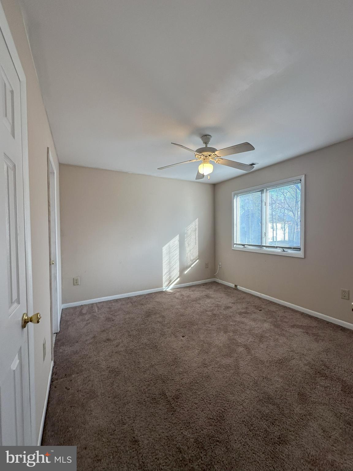 AVALON SHORES - Residential Lease