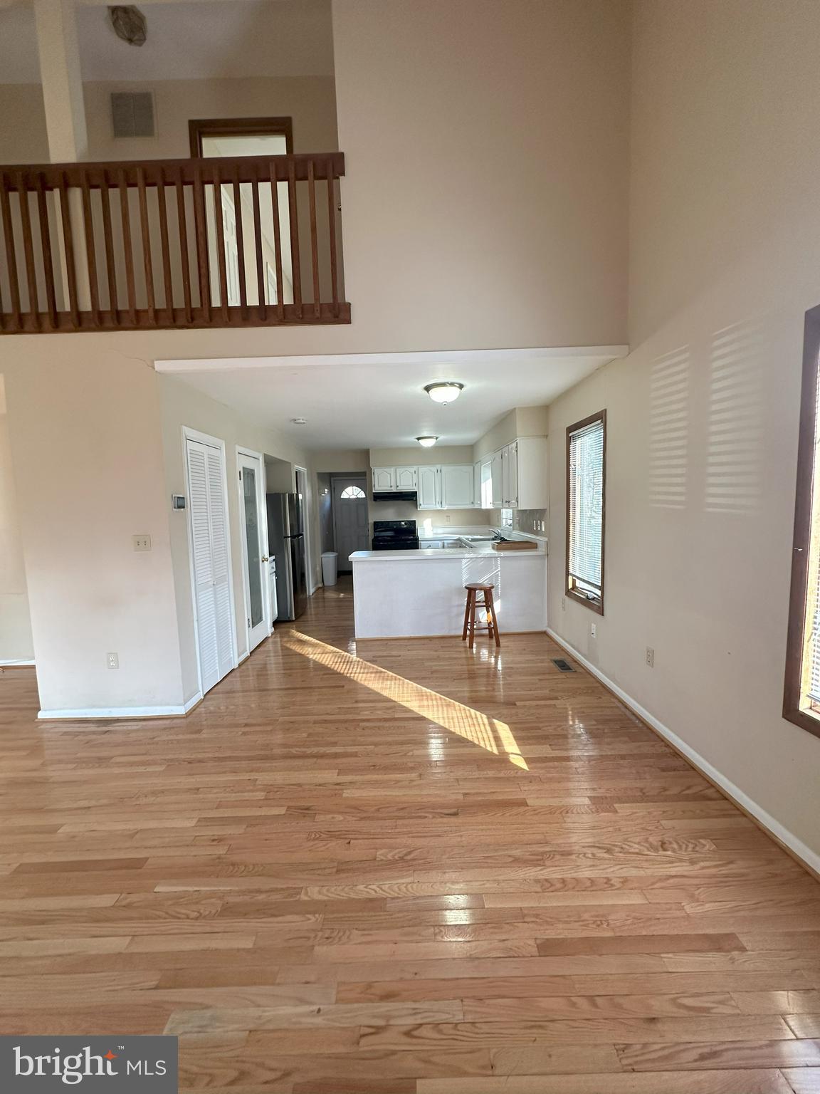 AVALON SHORES - Residential Lease