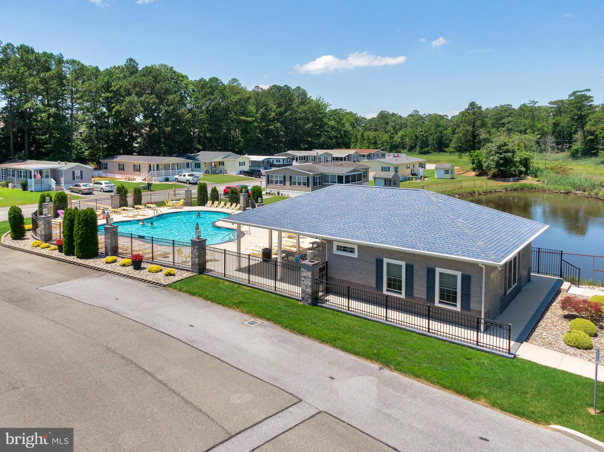 Rehoboth Beach, Delaware 19971, United States, 2 Bedrooms Bedrooms, ,1 BathroomBathrooms,Residential,Active,161107