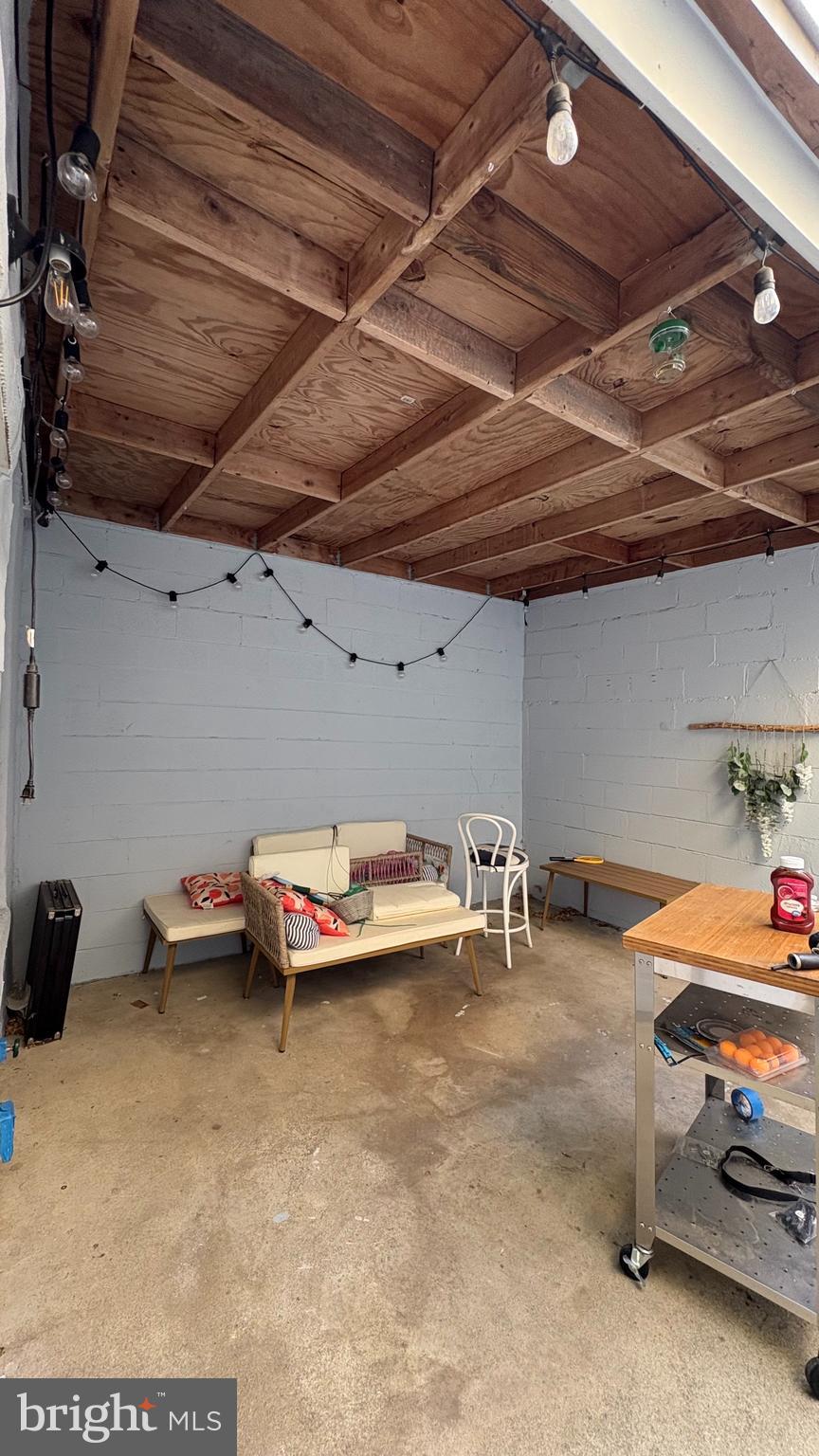 FISHTOWN - Residential Lease