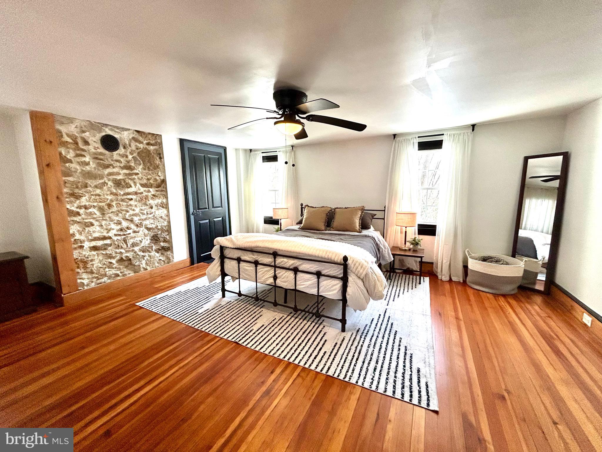 HUNTINGDON VALLEY - Residential