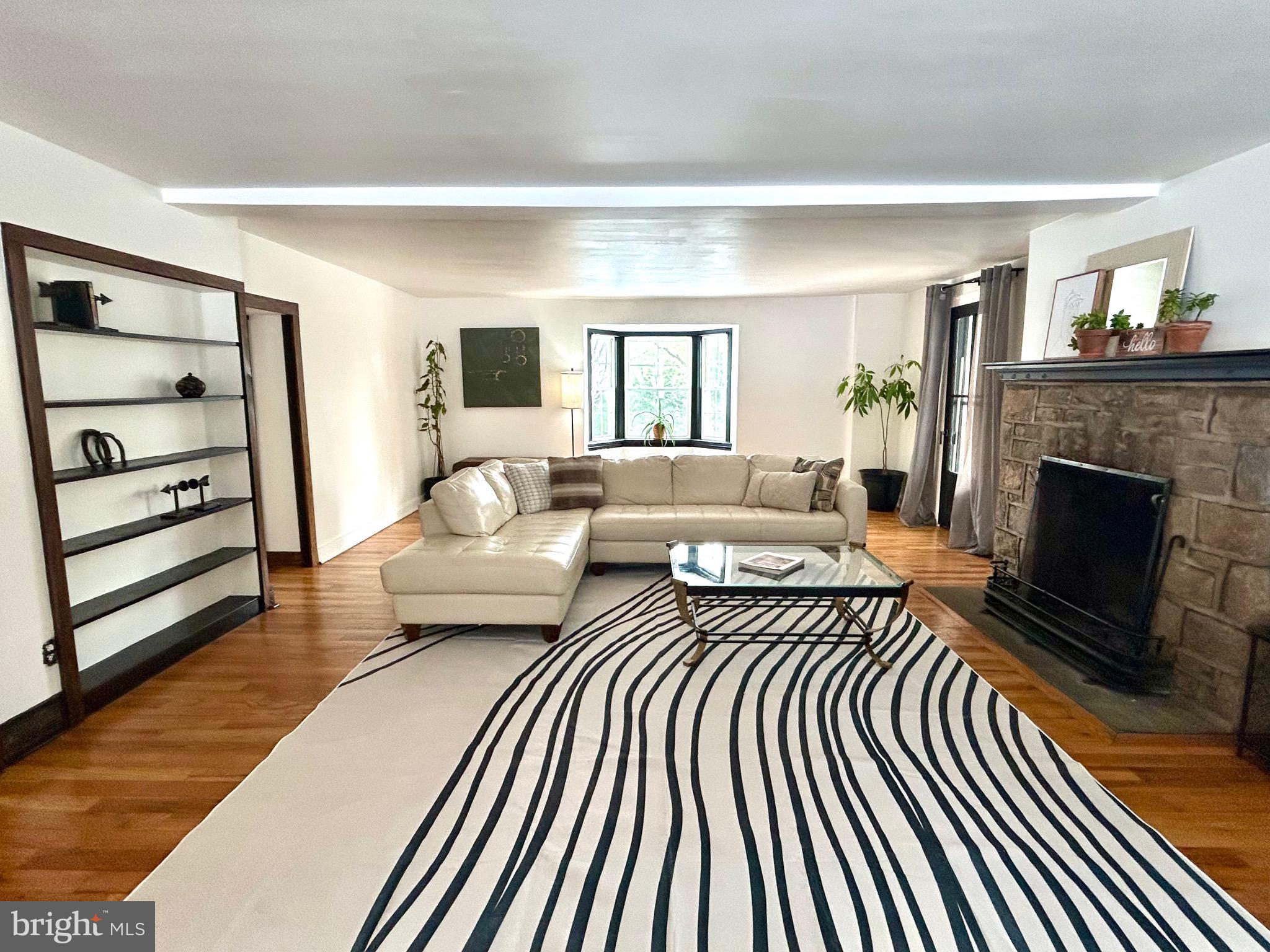 HUNTINGDON VALLEY - Residential