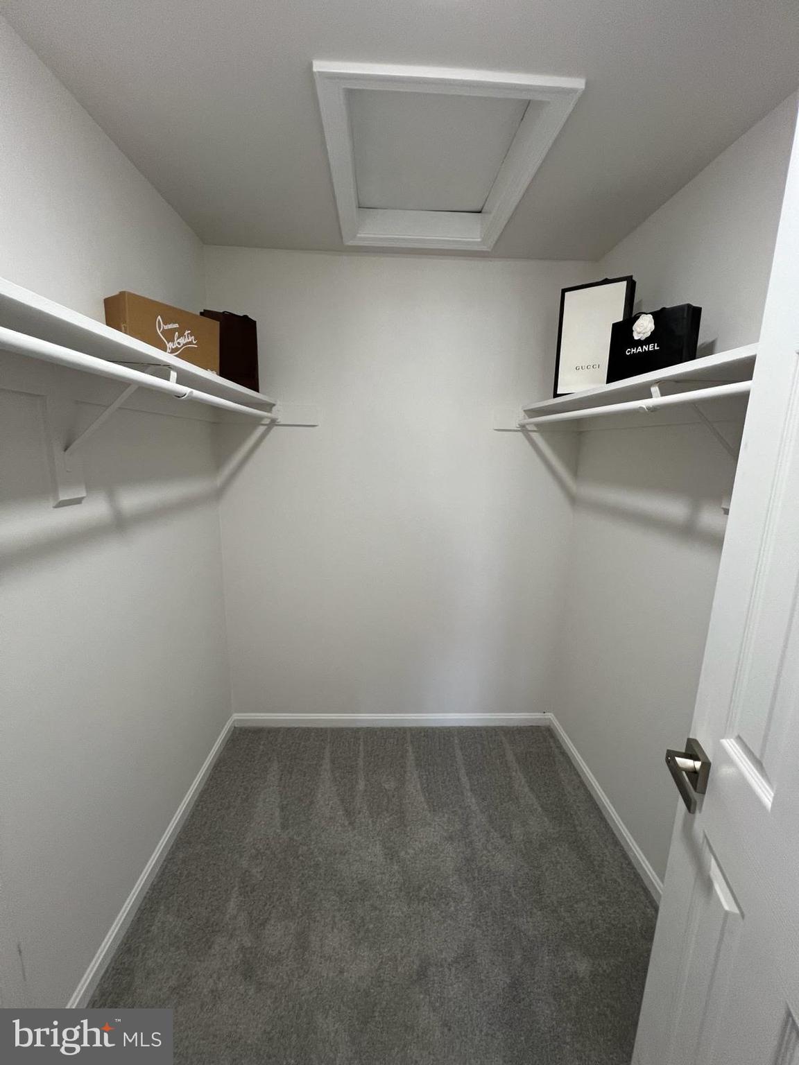 GUNNERS VIEW - Residential