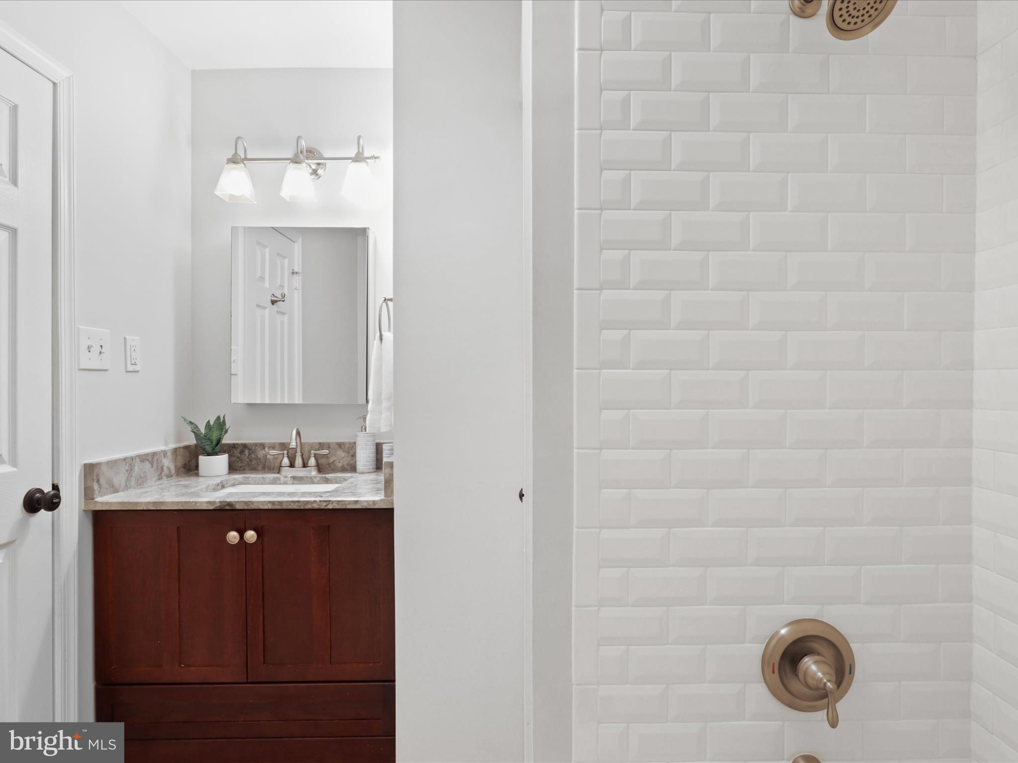 CAMBRIDGE STATION - Residential