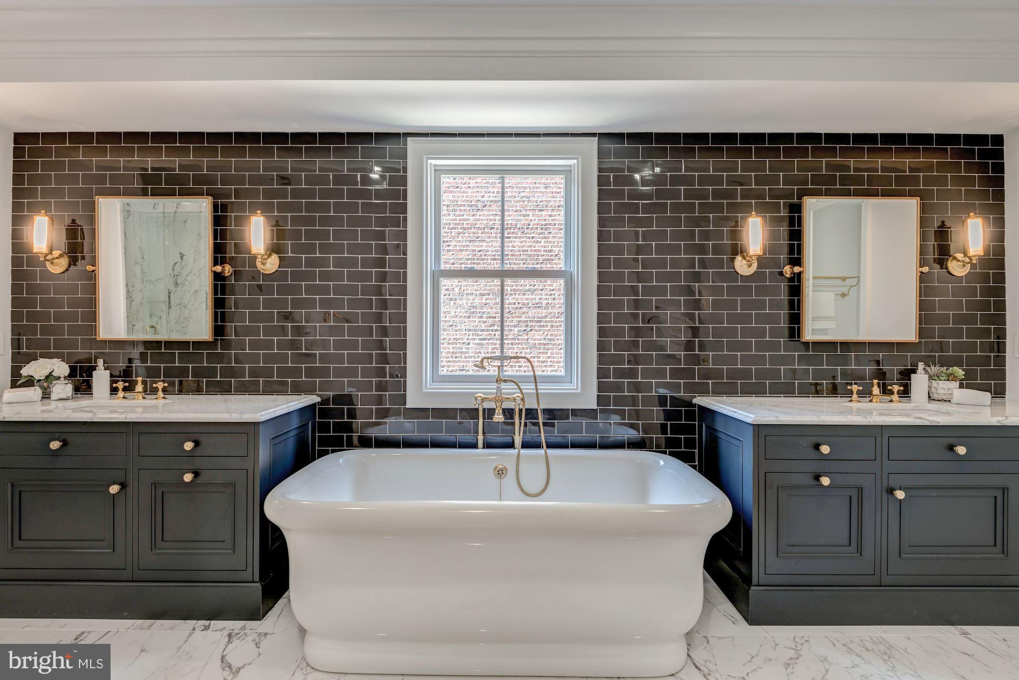 GEORGETOWN - Residential