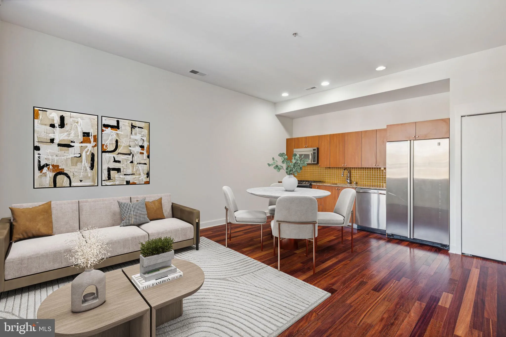 Philadelphia, Pennsylvania 19107, United States, 1 Bedroom Bedrooms, ,1 BathroomBathrooms,Residential,Coming Soon,92938