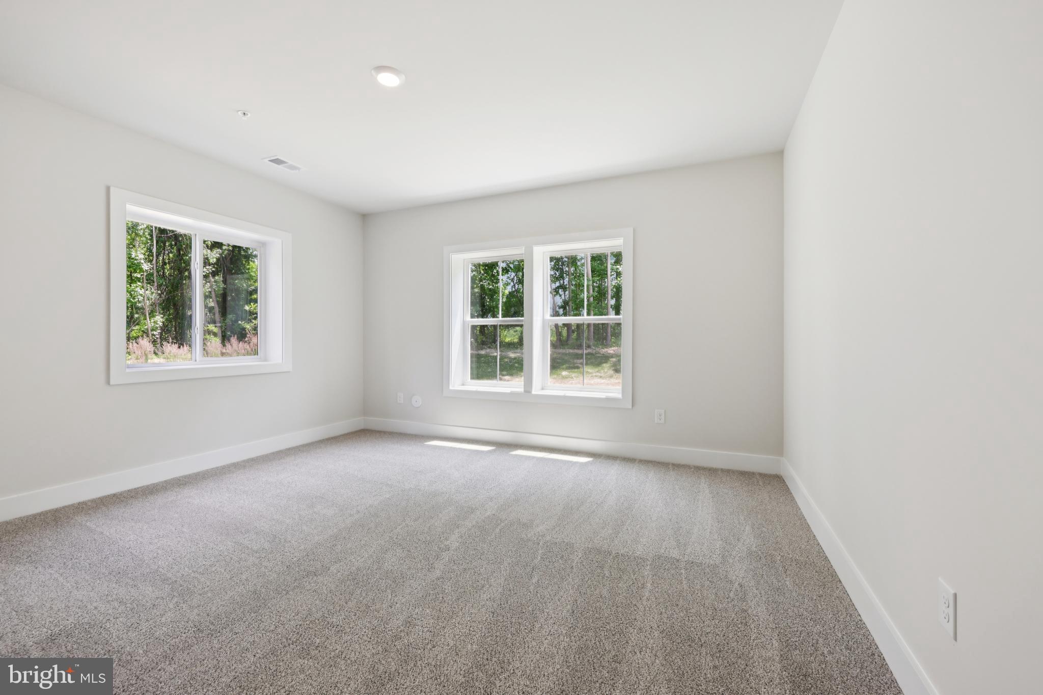 STILLVIEW ACRES - Residential