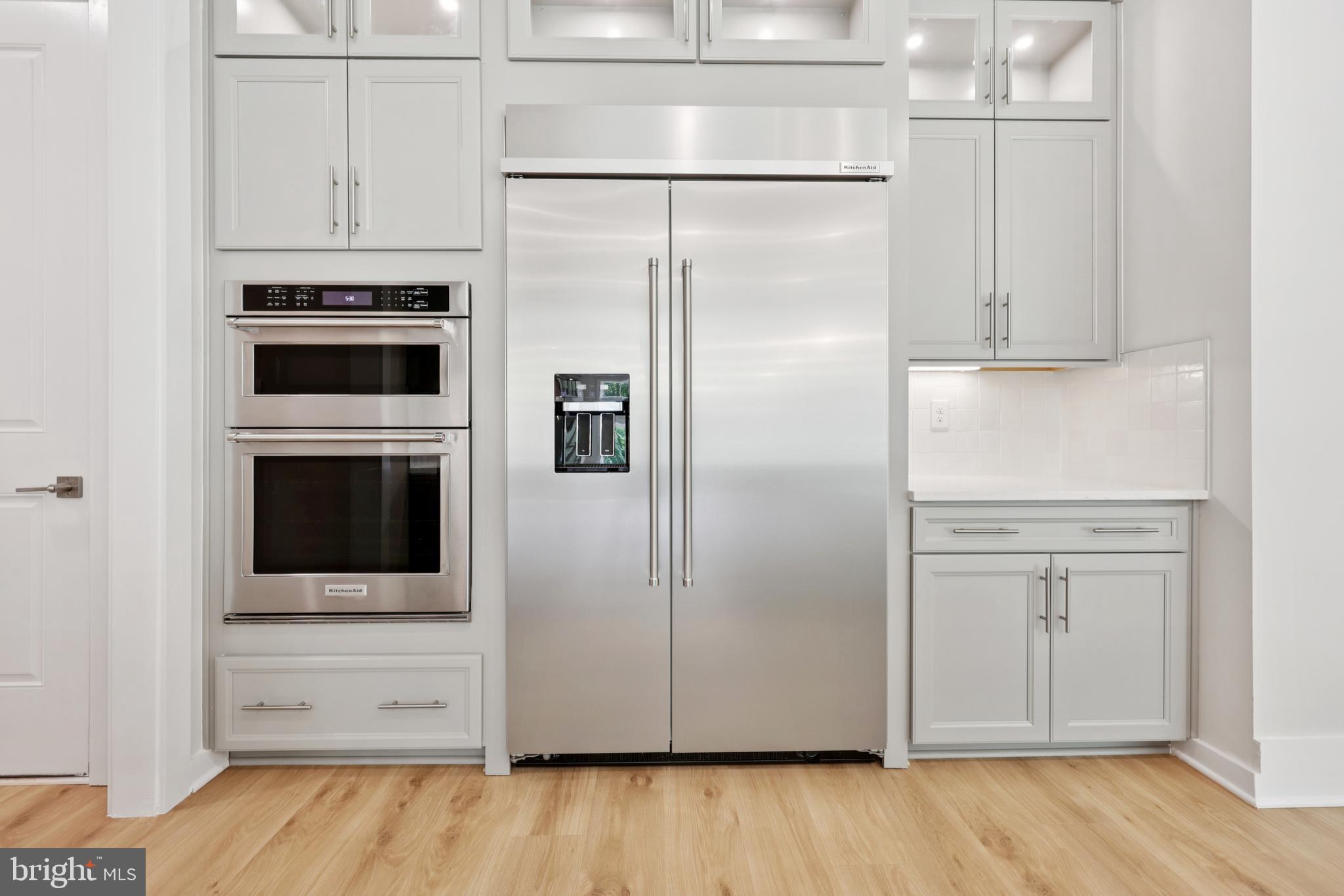 STILLVIEW ACRES - Residential