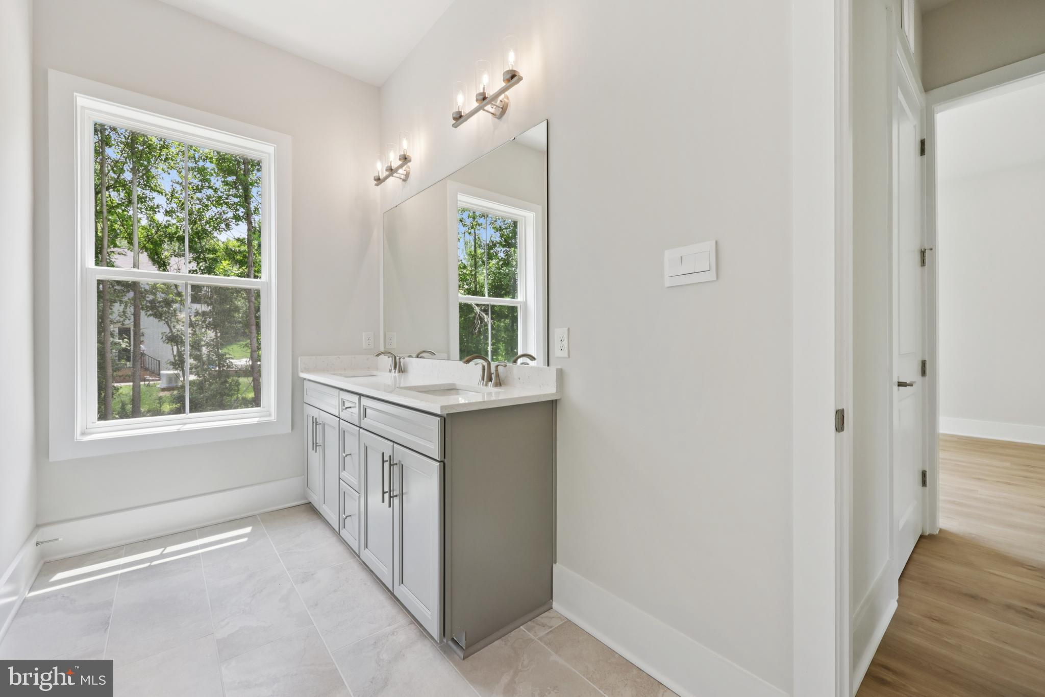 STILLVIEW ACRES - Residential