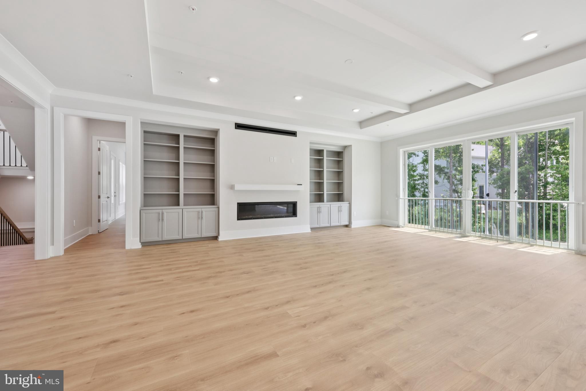 STILLVIEW ACRES - Residential