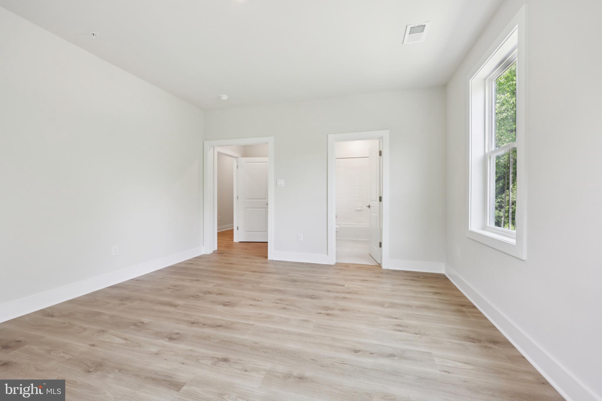 STILLVIEW ACRES - Residential