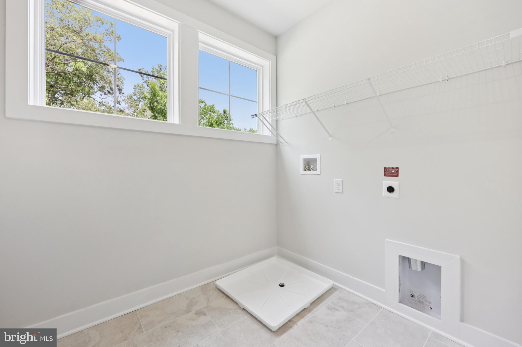 STILLVIEW ACRES - Residential