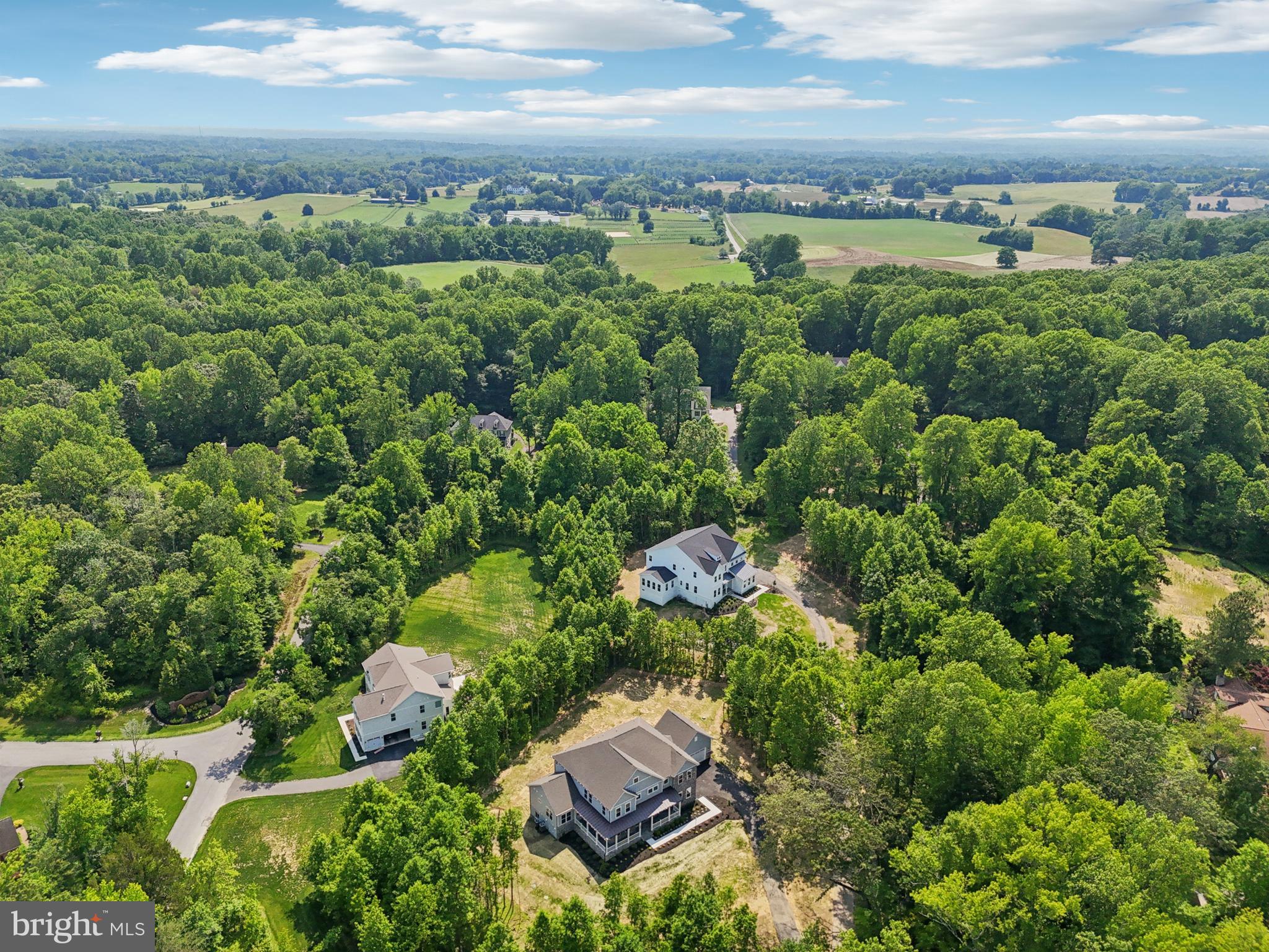 STILLVIEW ACRES - Residential