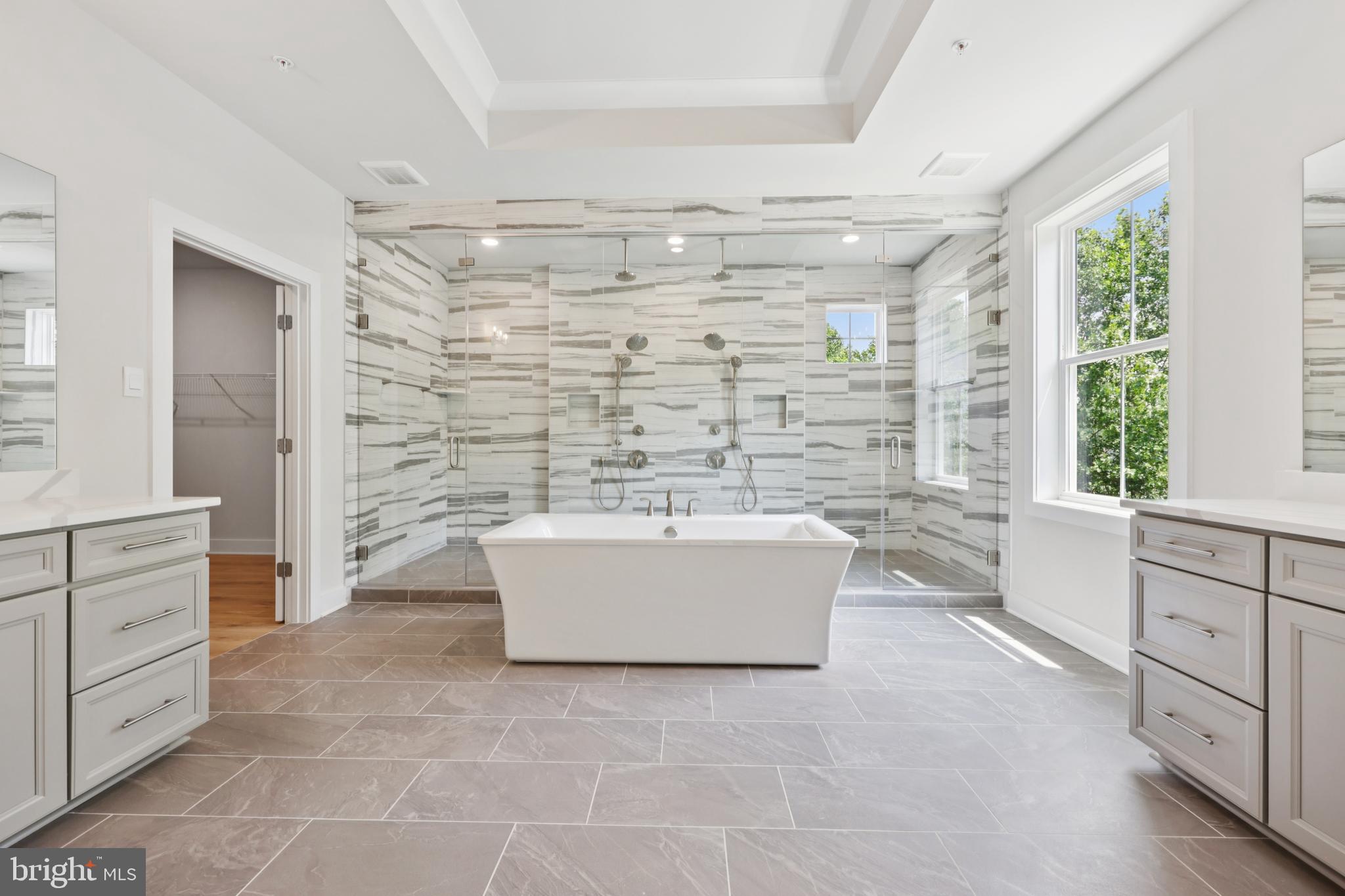 STILLVIEW ACRES - Residential