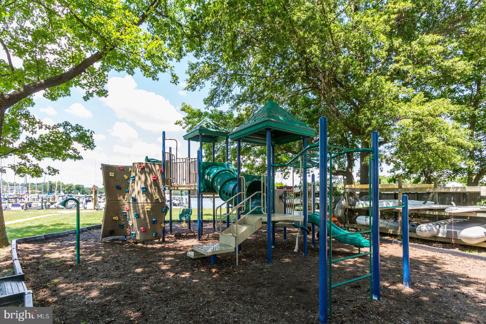 BAY RIDGE - Residential