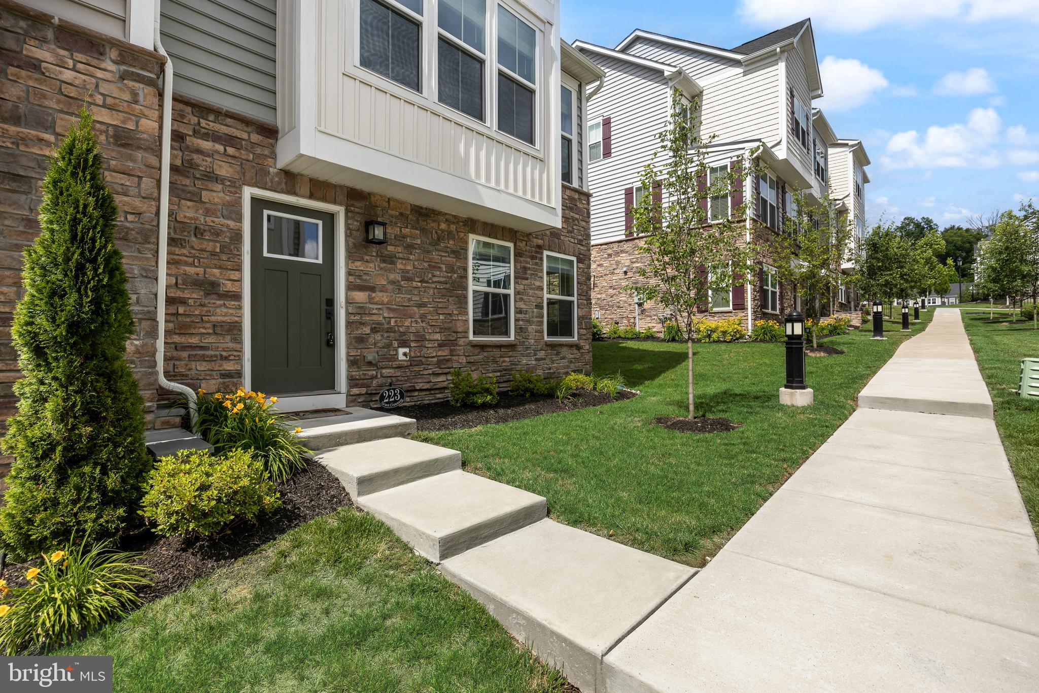 223 GRANT CROSSING