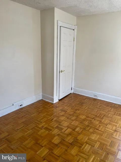 Coatesville, Pennsylvania 19320, United States, 4 Bedrooms Bedrooms, ,1 BathroomBathrooms,Residential,Pending,2779