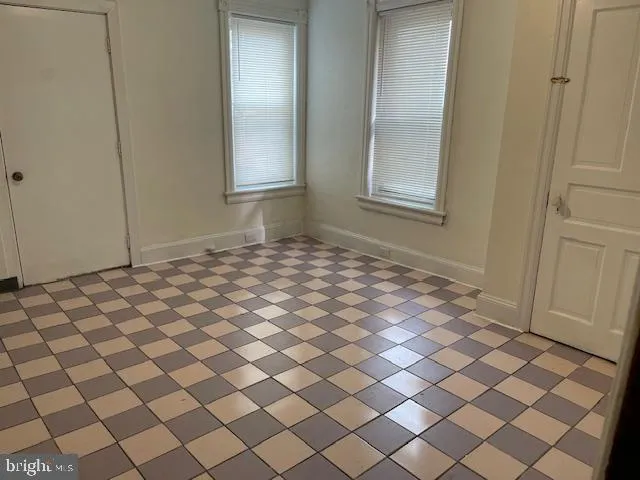 Coatesville, Pennsylvania 19320, United States, 4 Bedrooms Bedrooms, ,1 BathroomBathrooms,Residential,Pending,2779