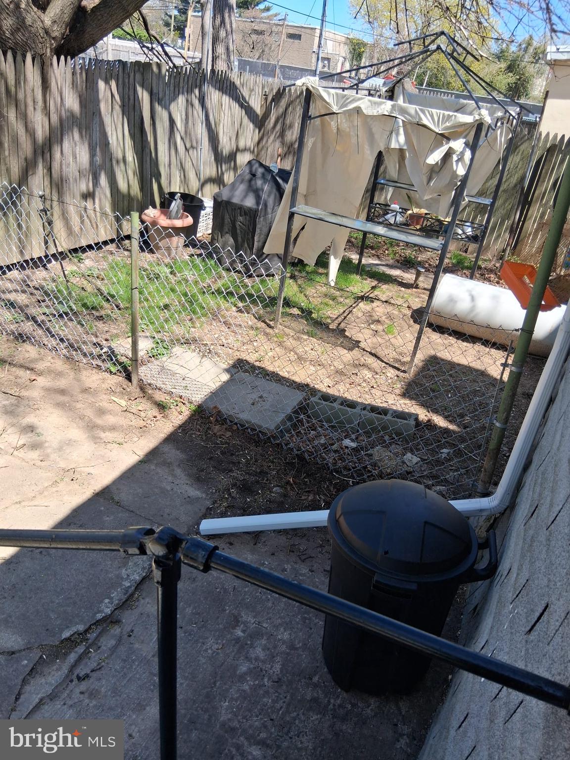 GERMANTOWN - Residential