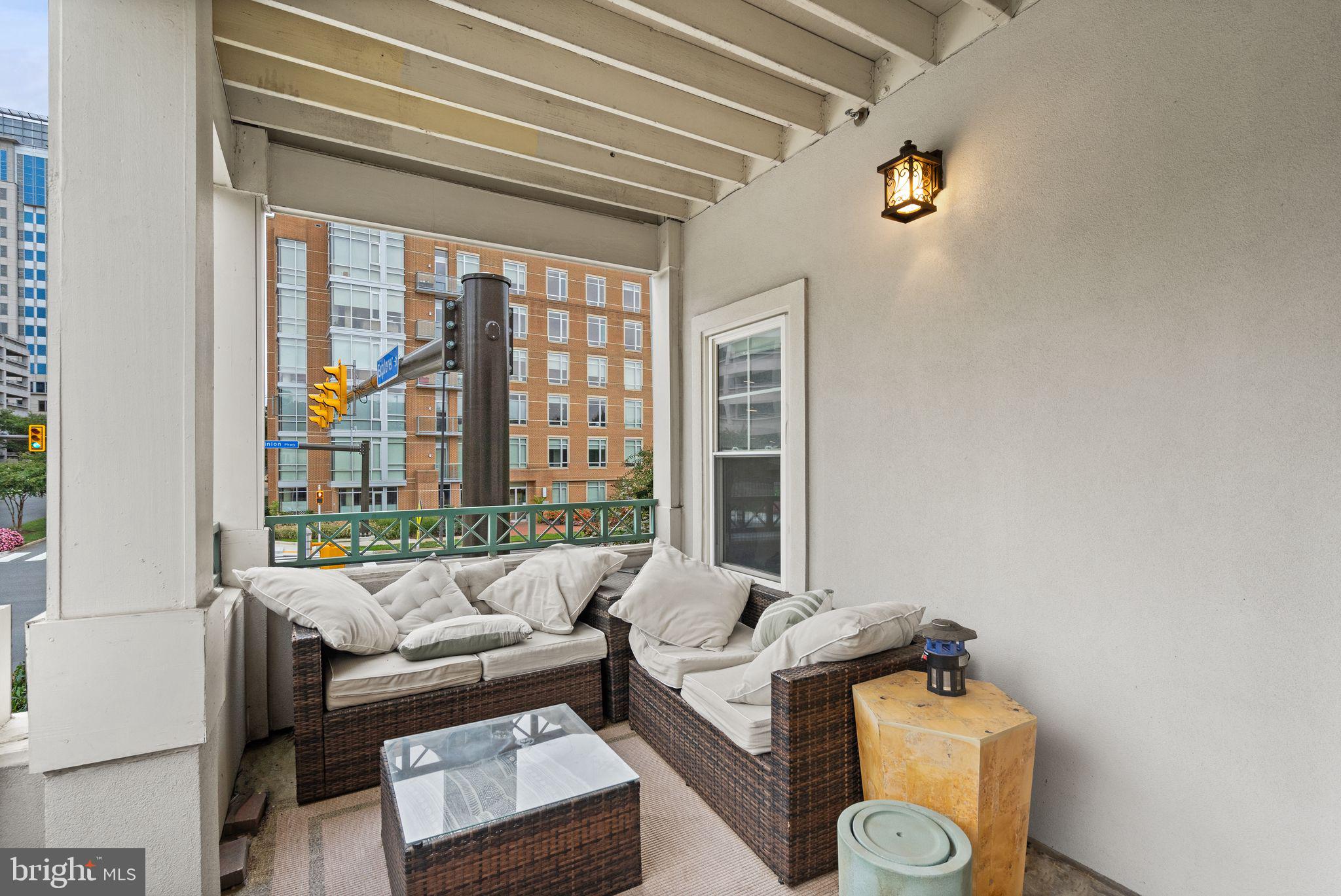 OAK PARK CONDO - Residential