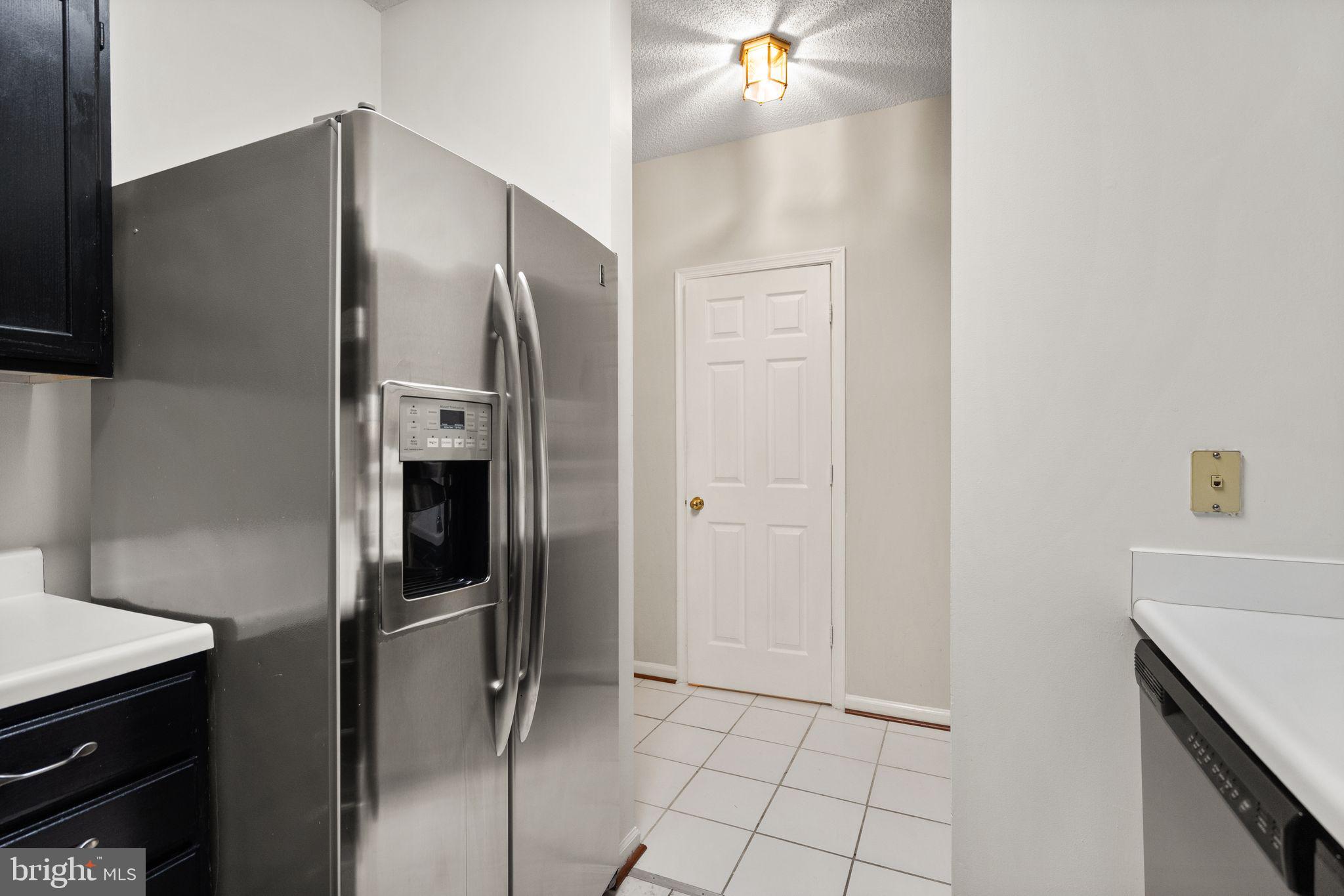 OAK PARK CONDO - Residential