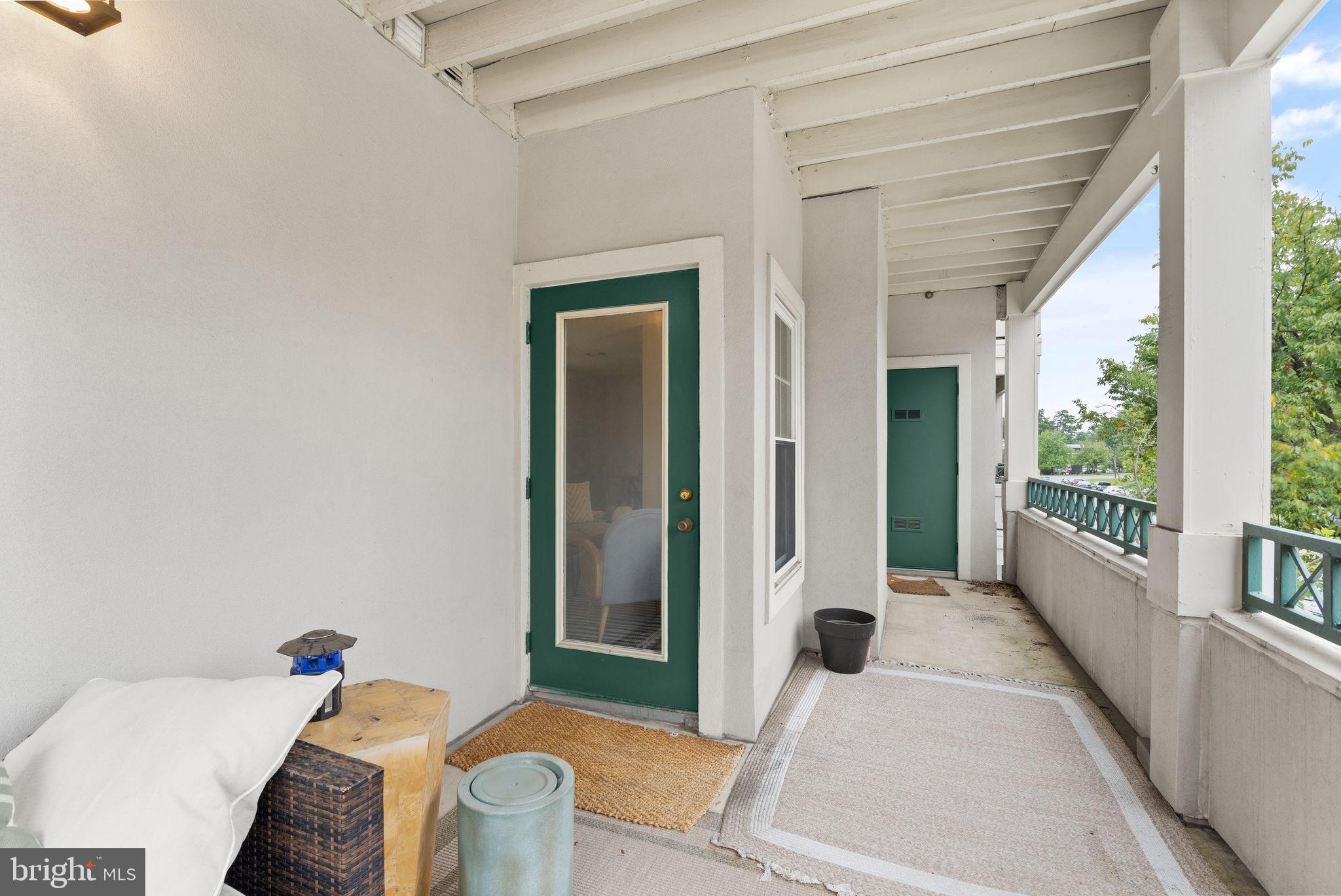 OAK PARK CONDO - Residential