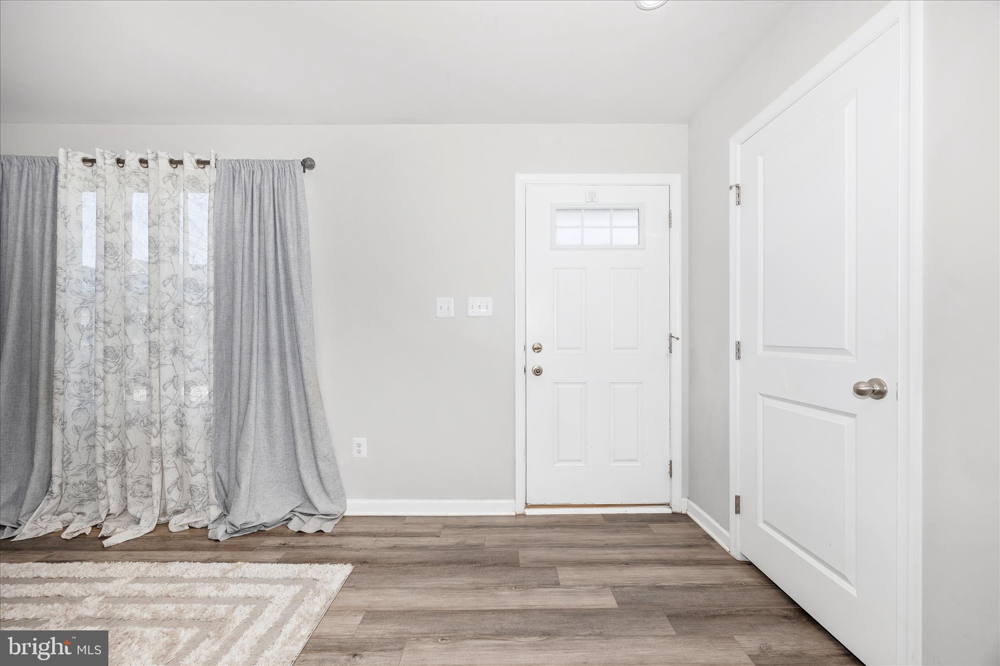 MEADE'S CROSSING - Residential