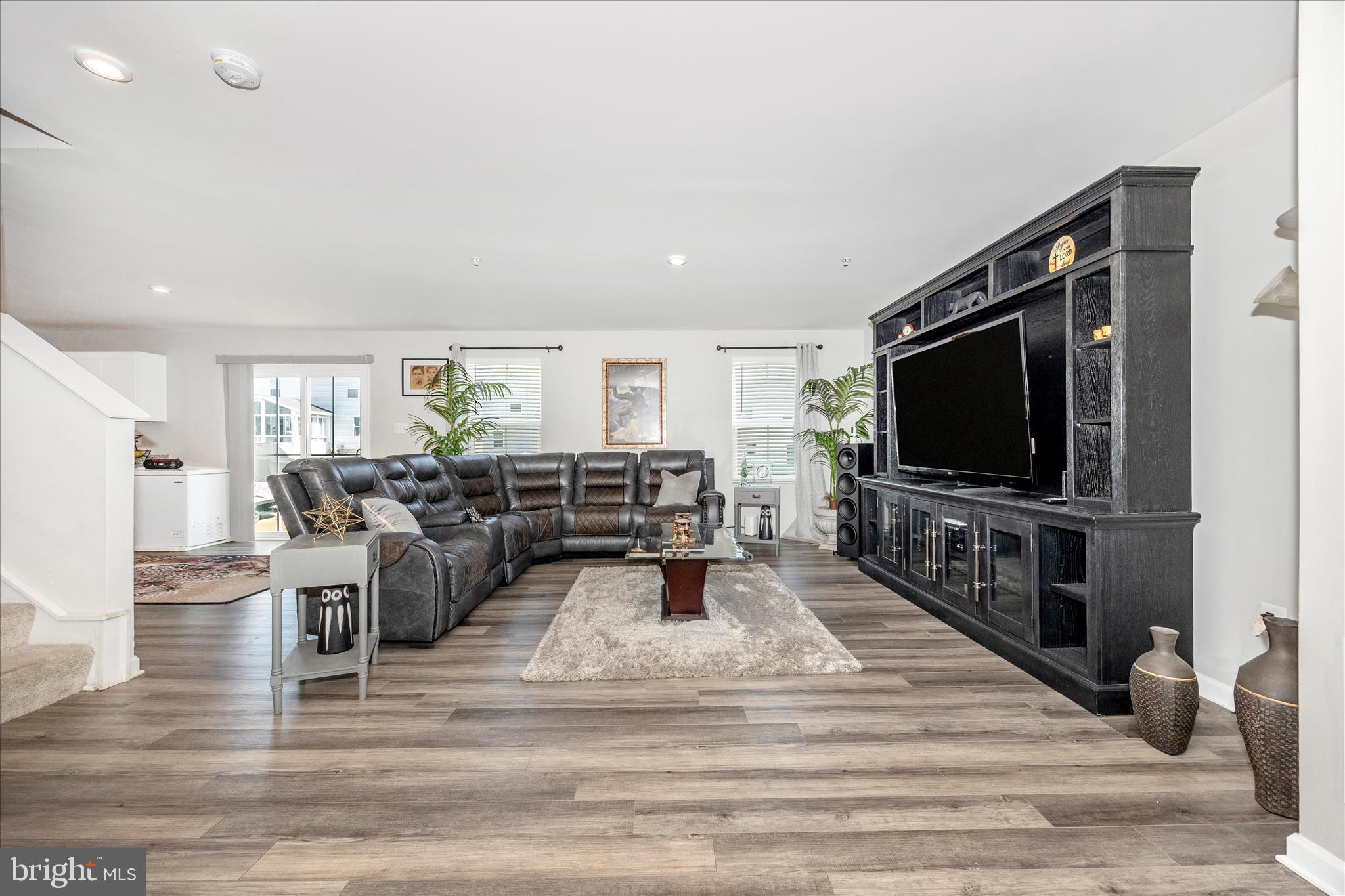 MEADE'S CROSSING - Residential