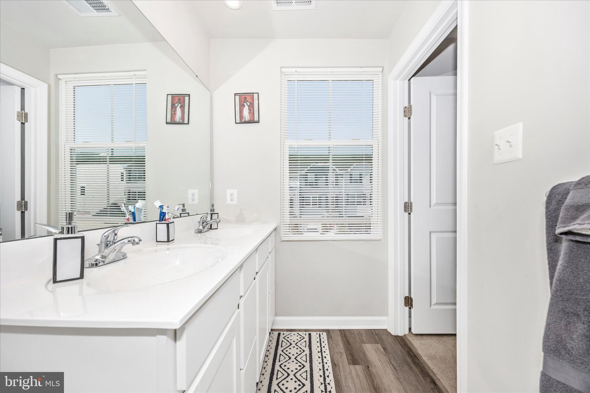 MEADE'S CROSSING - Residential