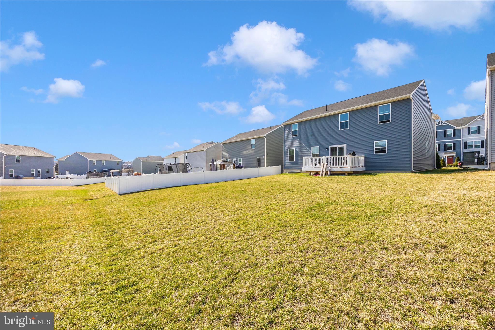 MEADE'S CROSSING - Residential