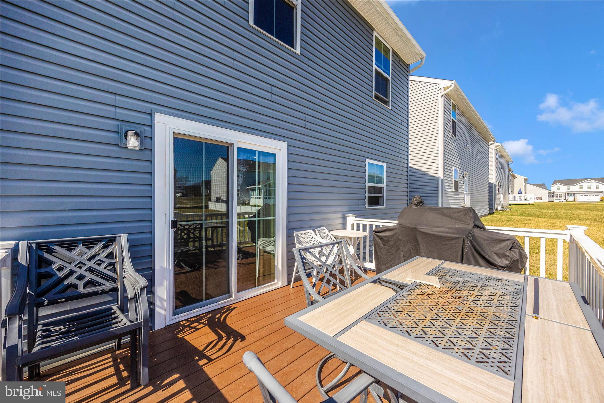 MEADE'S CROSSING - Residential