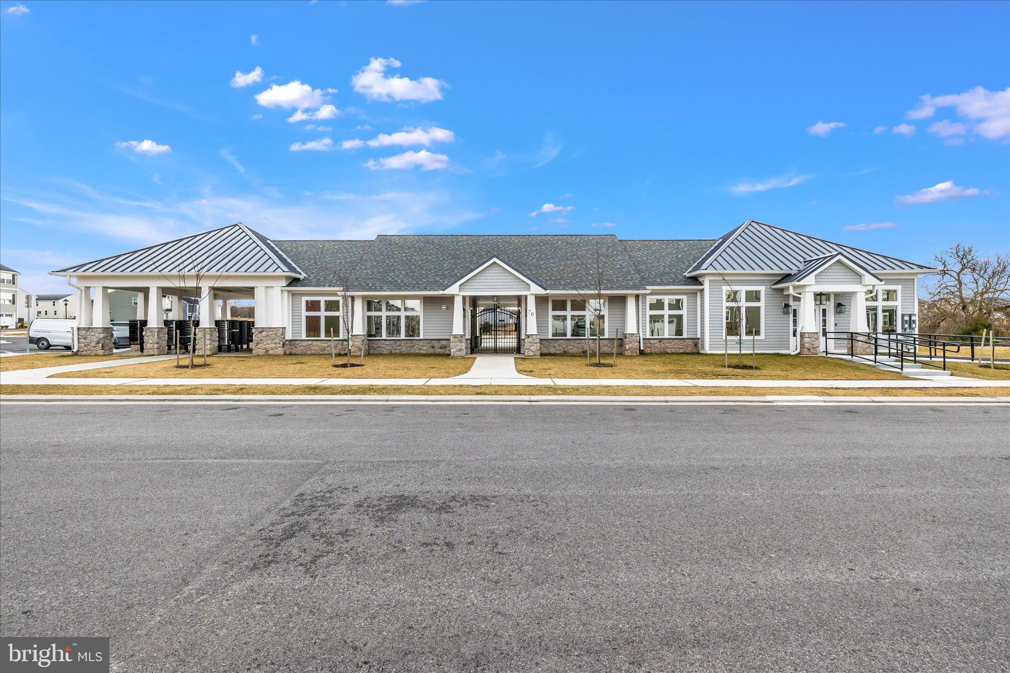 MEADE'S CROSSING - Residential