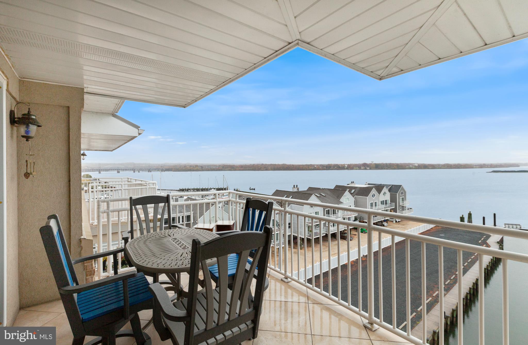 HERON HARBOR - Residential