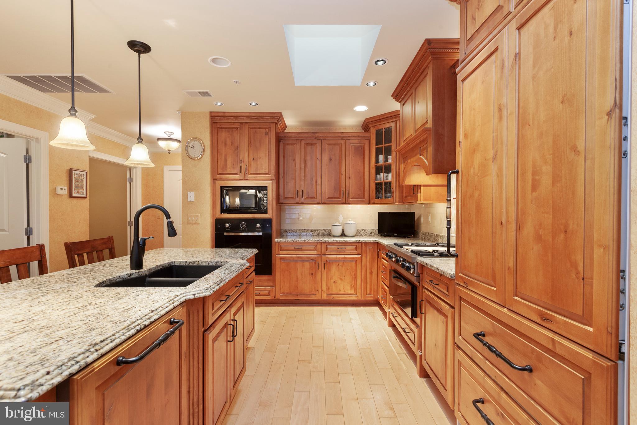 HERON HARBOR - Residential