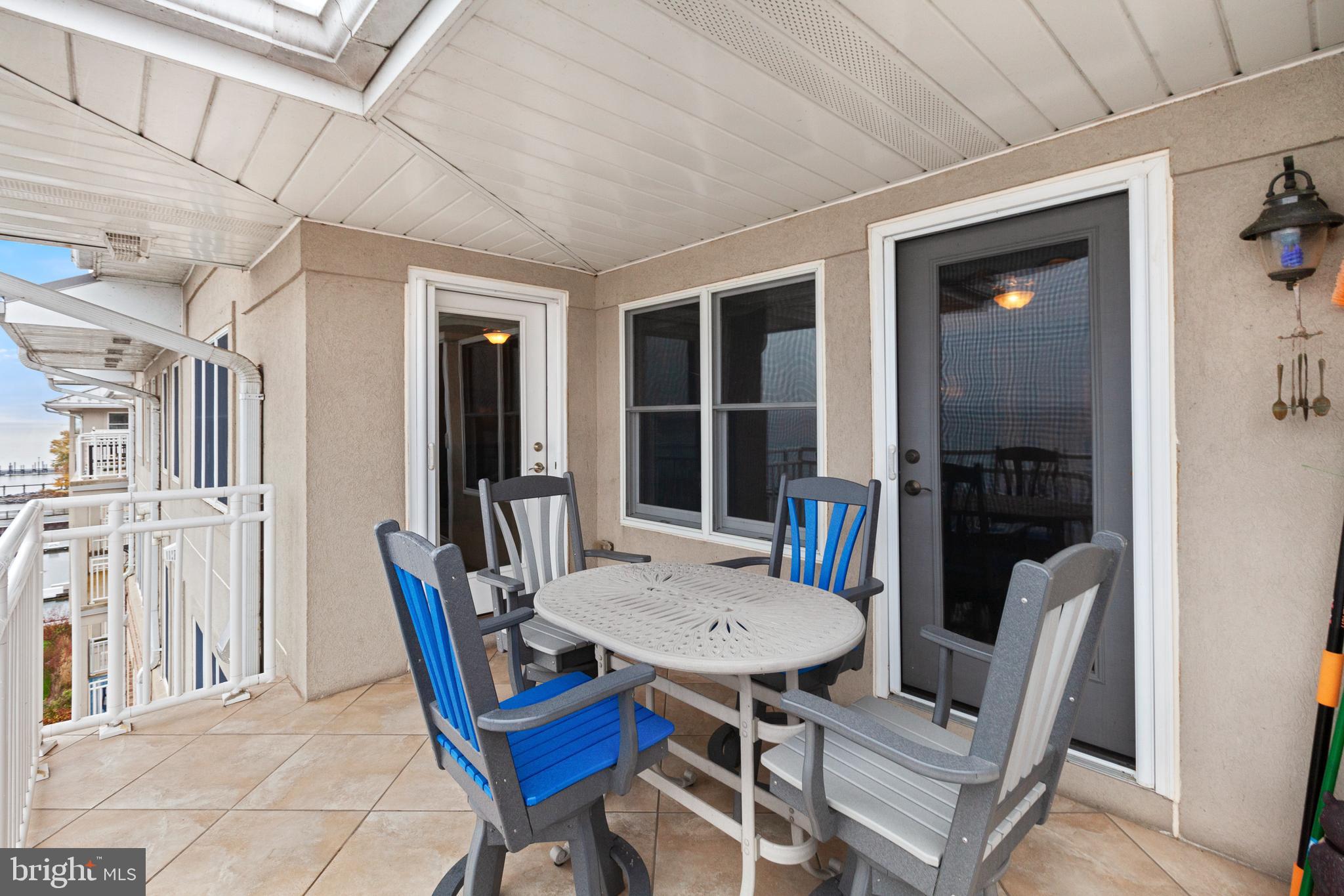 HERON HARBOR - Residential