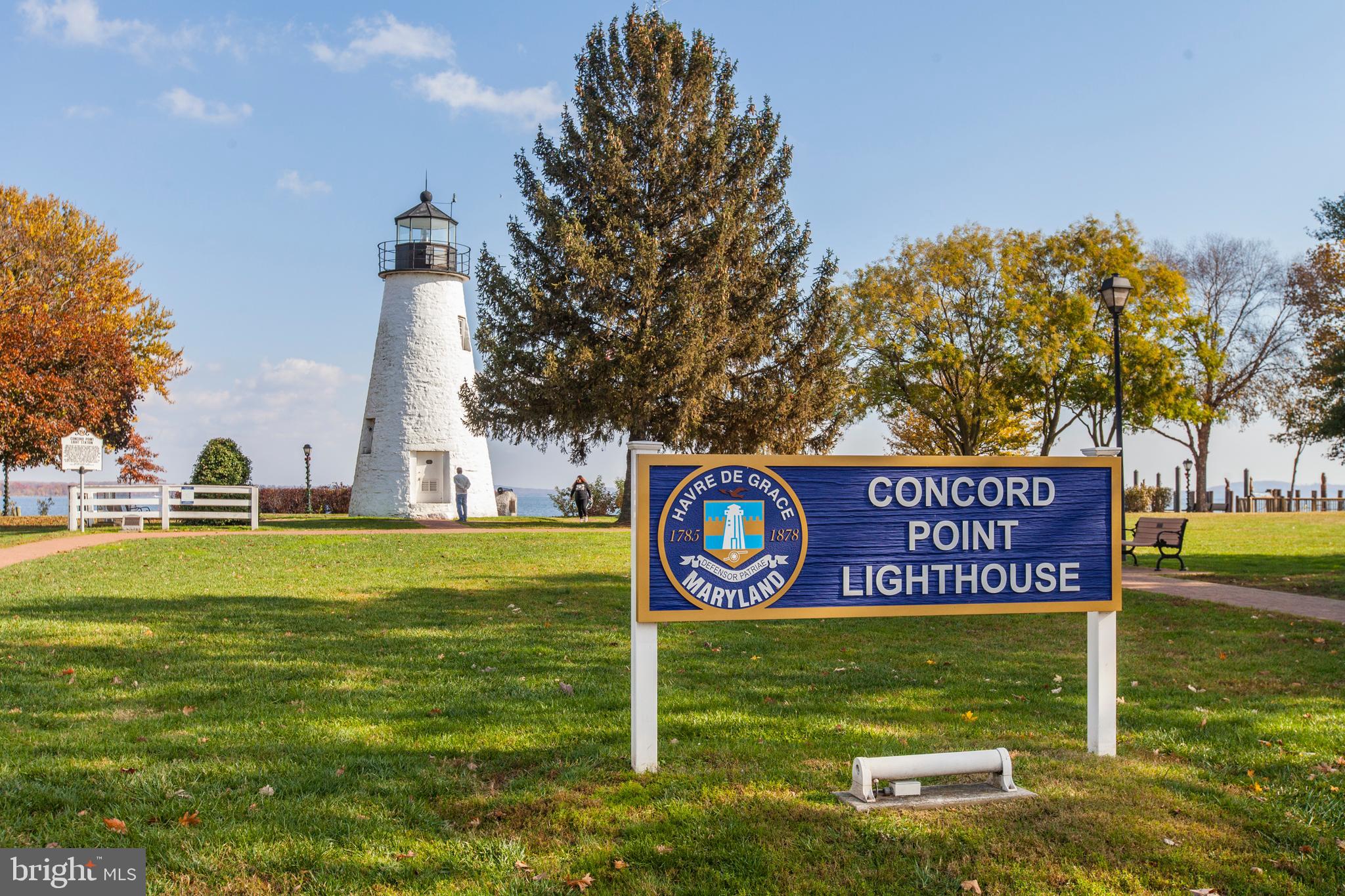 HERON HARBOR - Residential