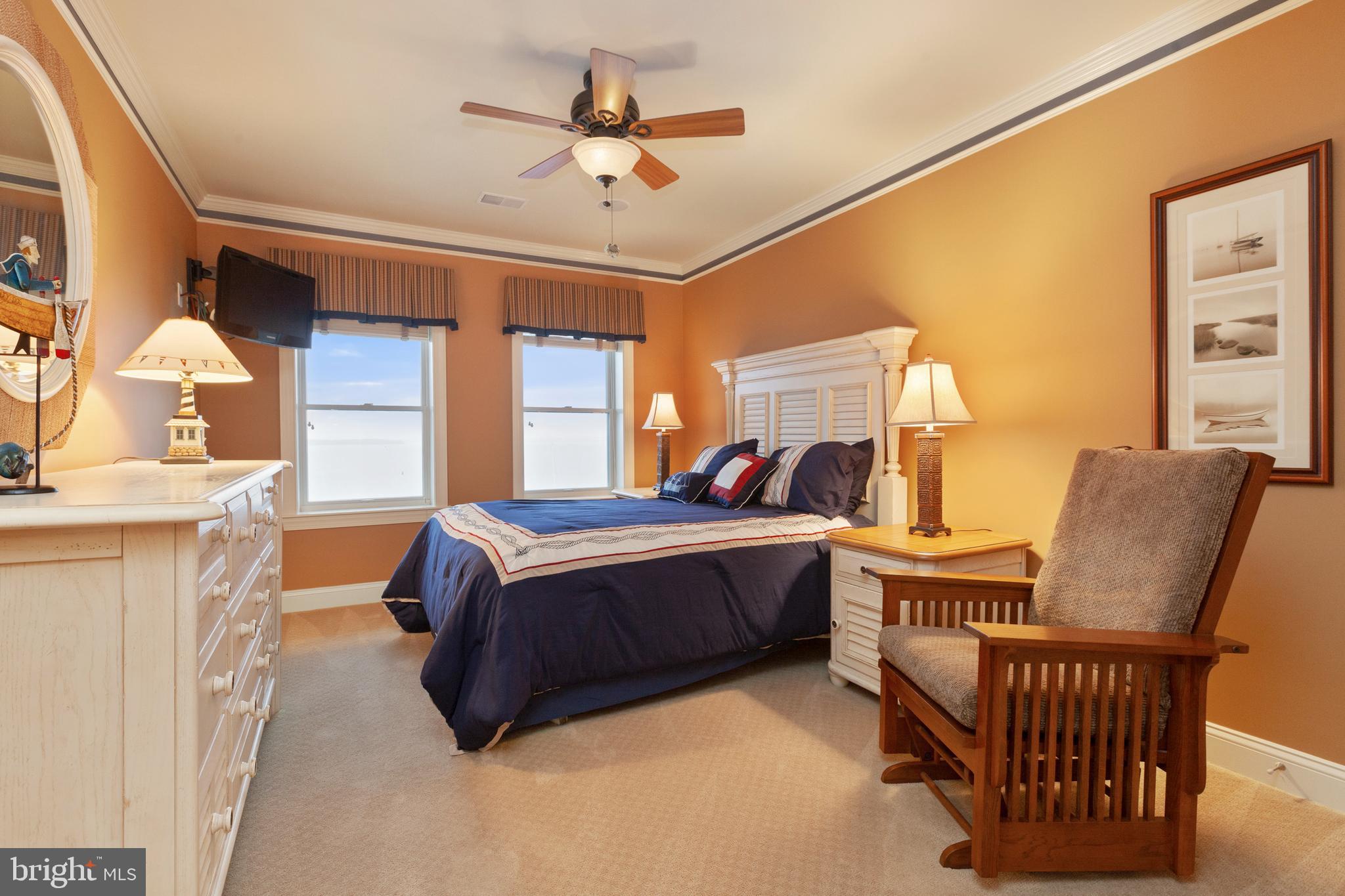 HERON HARBOR - Residential