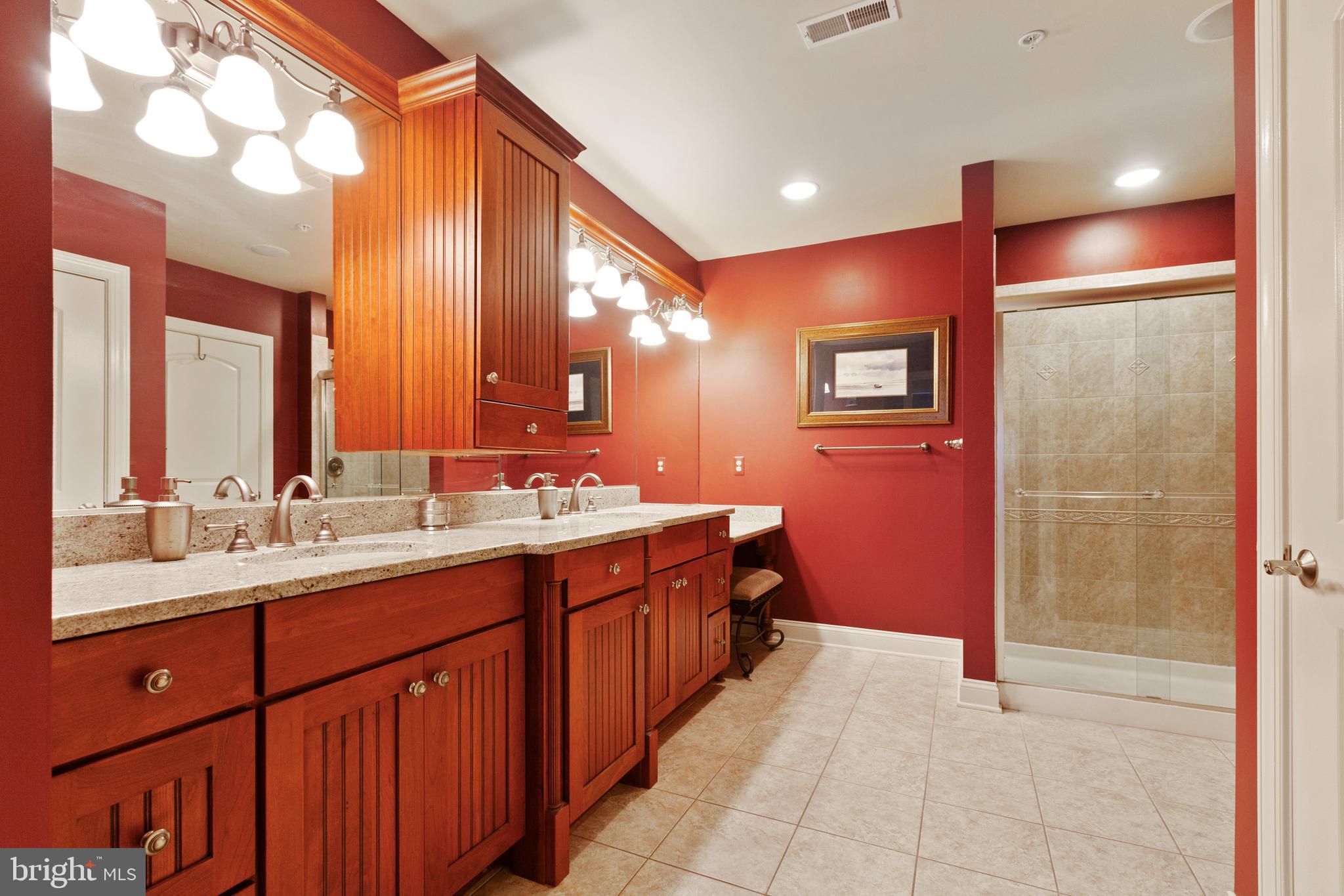 HERON HARBOR - Residential