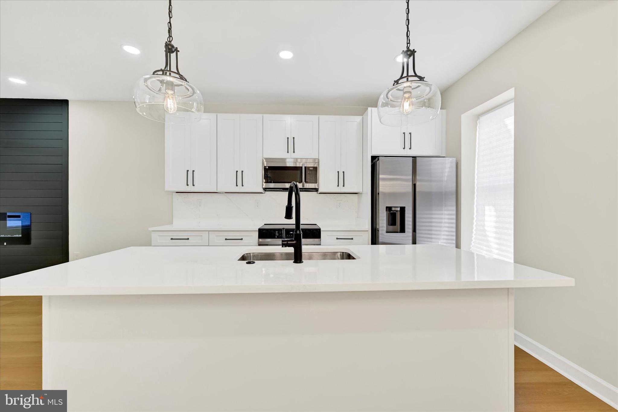 MONDAWMIN - Residential