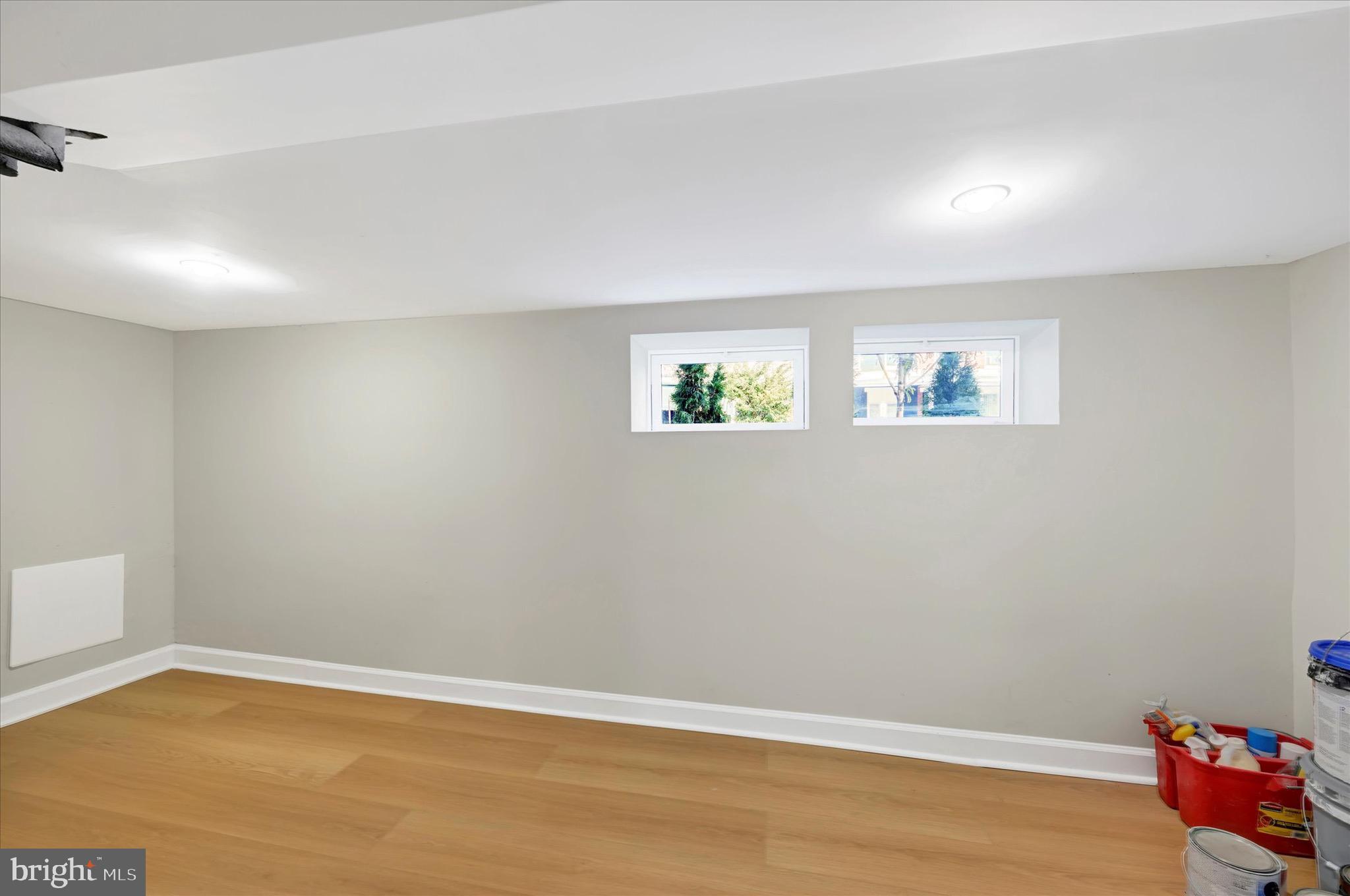 MONDAWMIN - Residential