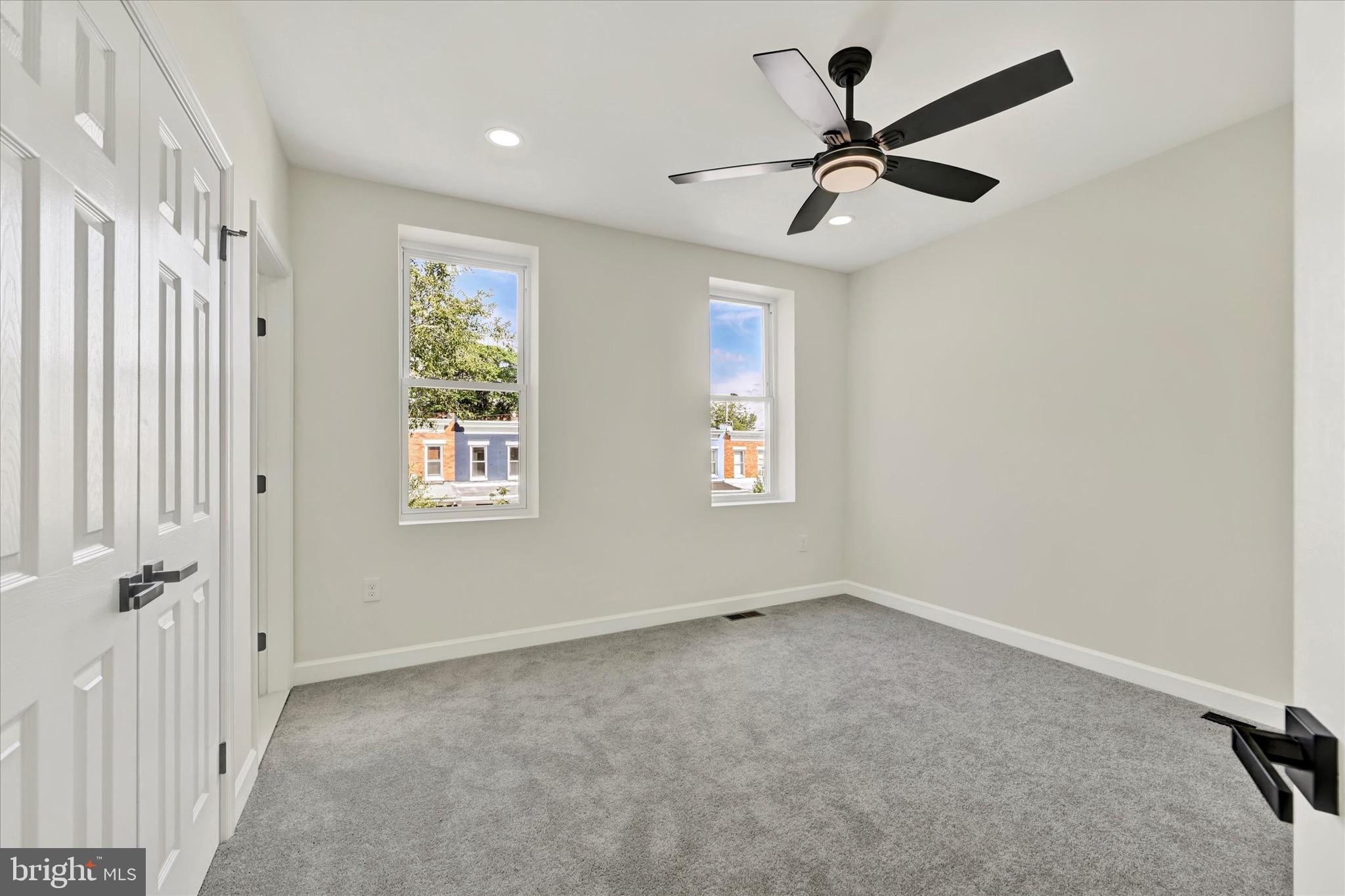 MONDAWMIN - Residential