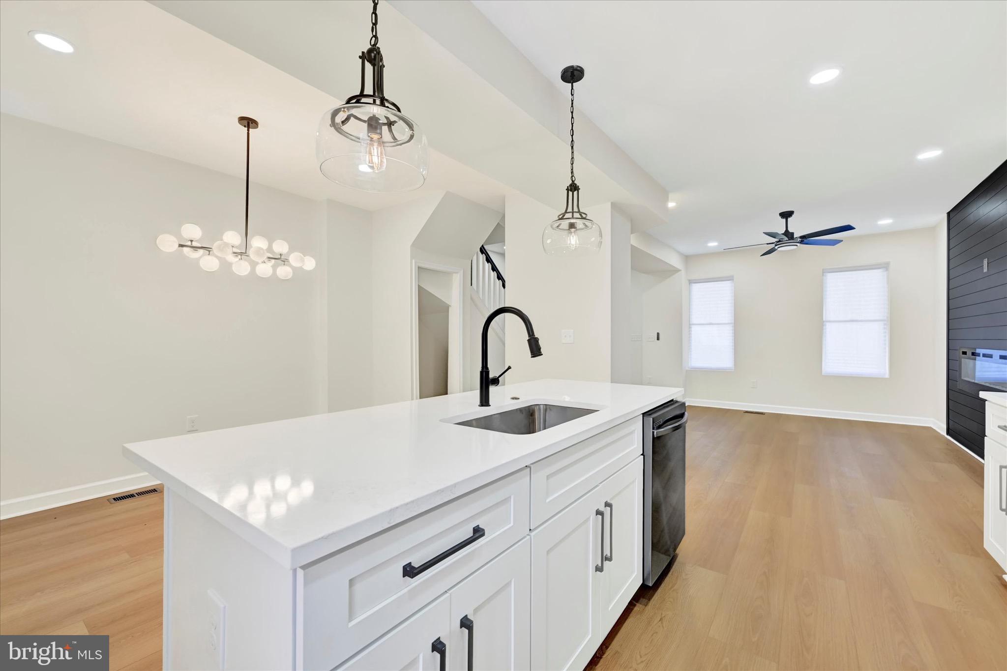 MONDAWMIN - Residential