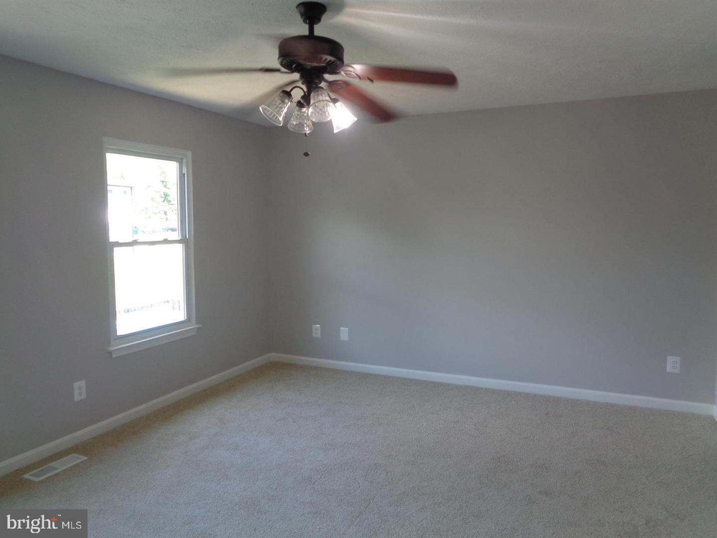 CARROLL MANOR - Residential Lease